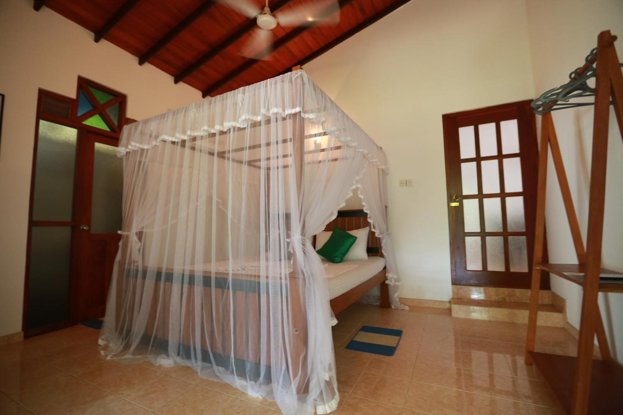 Thambara Villa Unawatuna Luaran gambar